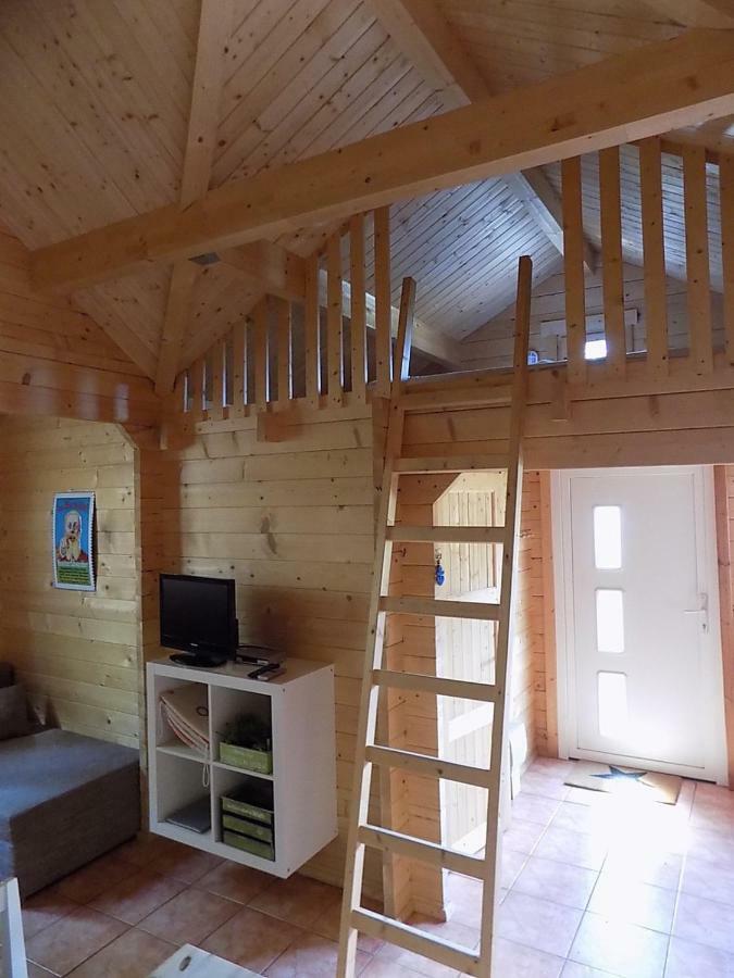 Himmelpfort Ferienhaeuser Am Eichberg Vila Fürstenberg-Havel Exterior foto